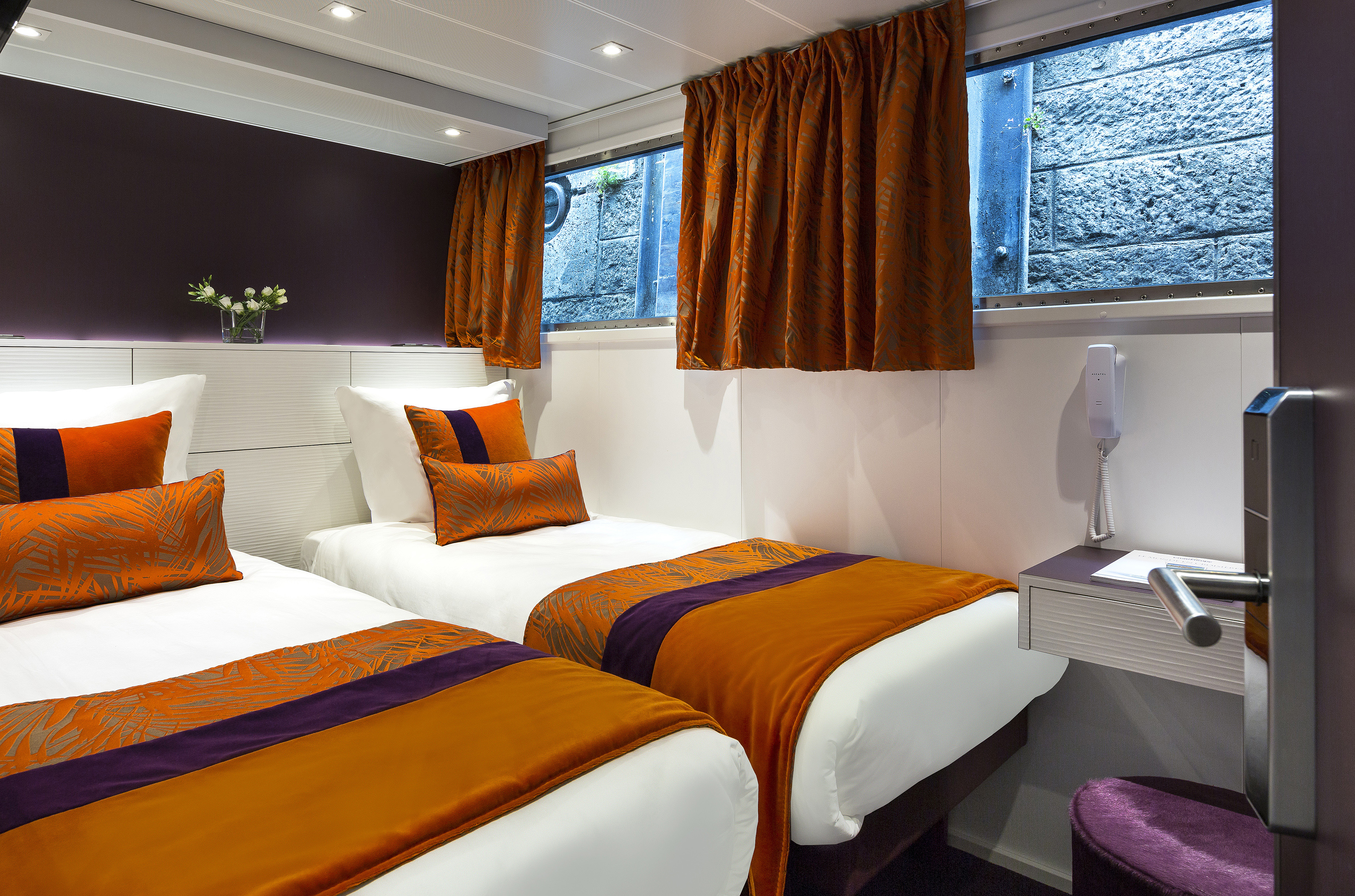 CroisiEurope Raymonde Cabin .jpg